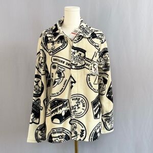 Peanuts Beagle Scout Fleece Jacket in Black and White